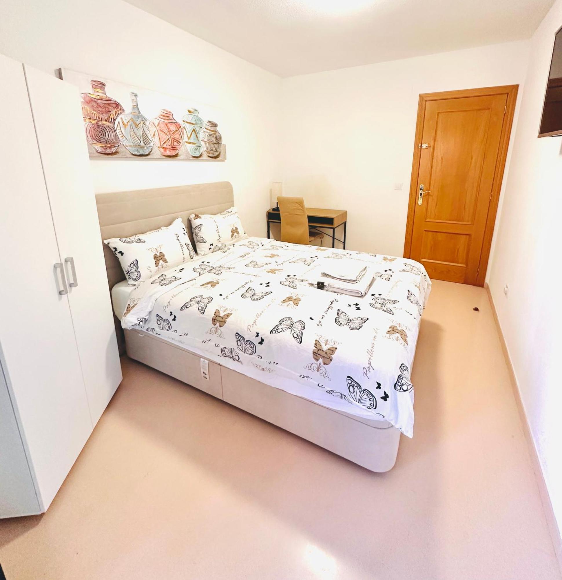 Economy Room Alicante Eksteriør billede